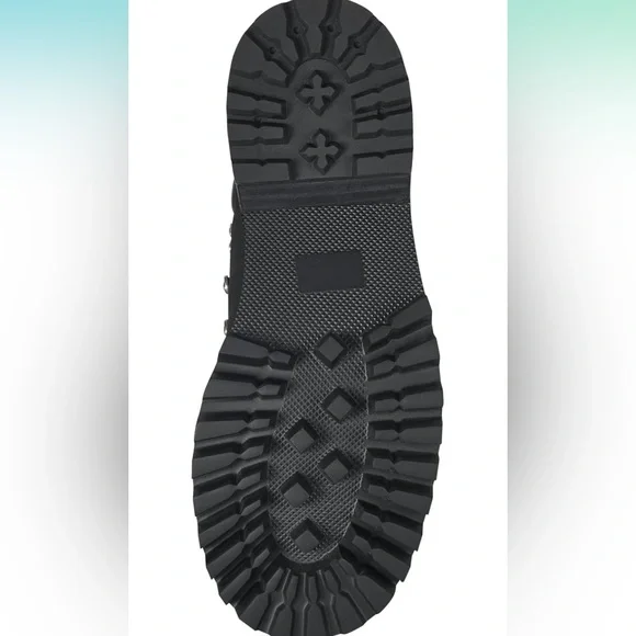 NWT Aerosoles Skylar Black Faux Suede Lace Up Booties, size 10 - Picture 5 of 11